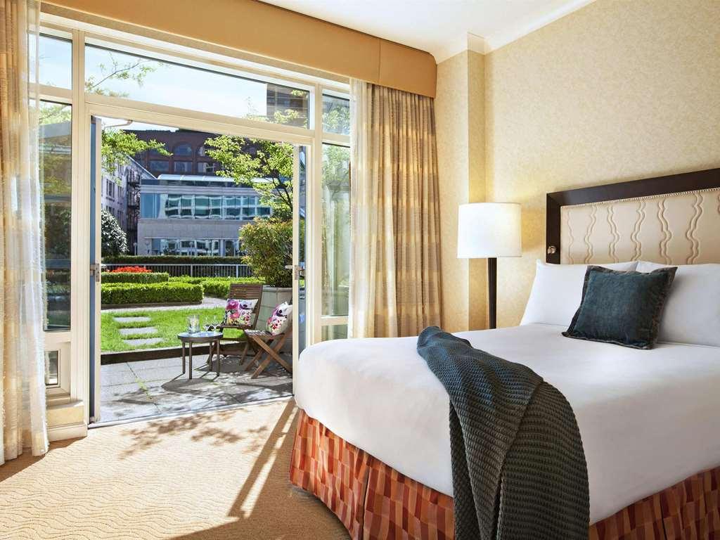 Fairmont Waterfront Hotel Vancouver Szoba fotó